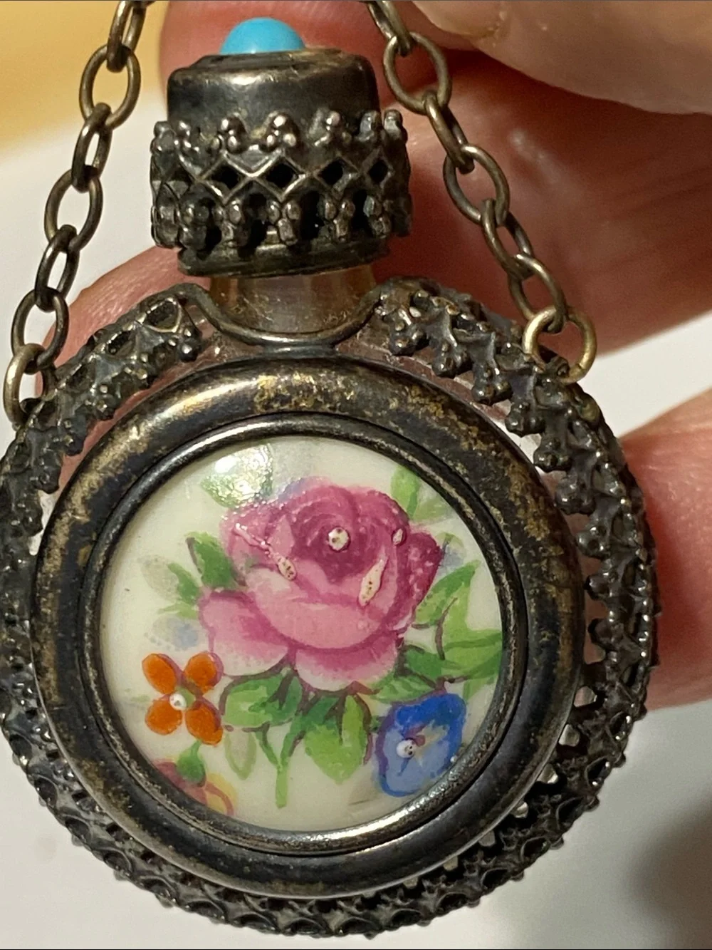 PRETTY Vintage Limoges Silver tone floral Filigree Perfume Bottle bar Pin Brooch